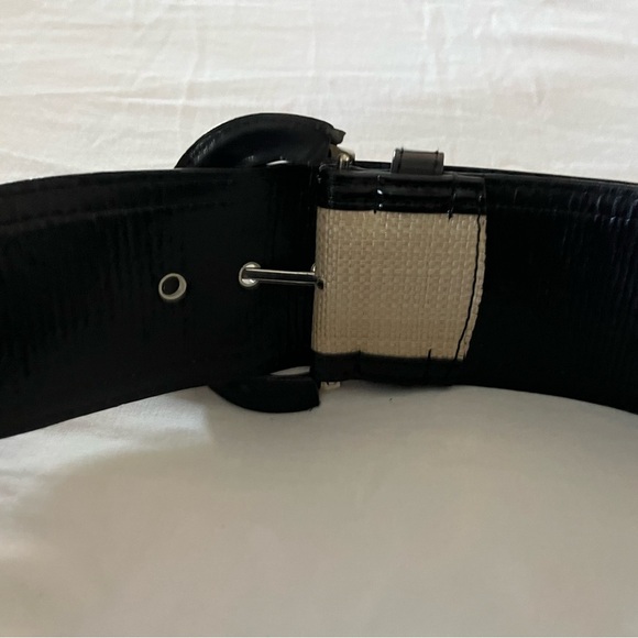 Elegant Black and Cream Women's Belt - Picture 7 of 13